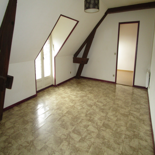 Offres de location Appartement La Loupe 28240