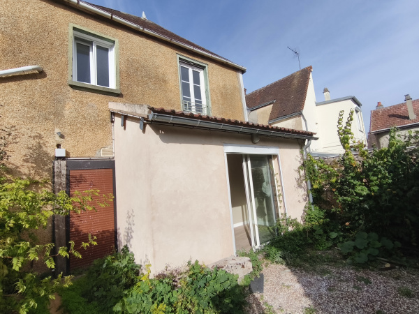 Offres de location Maison de village Courville-sur-Eure 28190