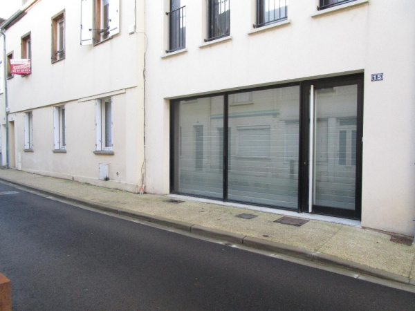 Location Immobilier Professionnel Local commercial Courville-sur-Eure 28190